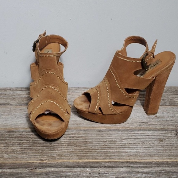 Steve Madden Vintage Tan Suede Platform Heels - Picture 1 of 8